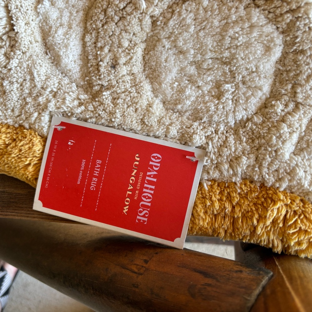 Butterfly Bath Rug - Picture 4 of 7